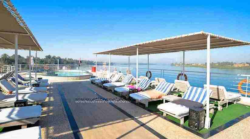 Farida Nile cruise