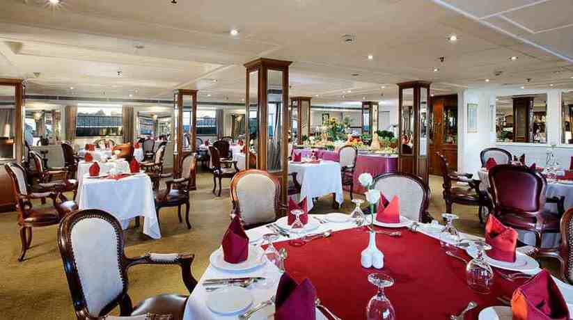 La Traviata Nile cruise