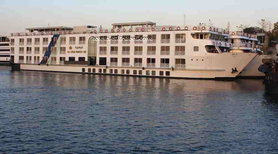 Nile Crown III Nile cruise