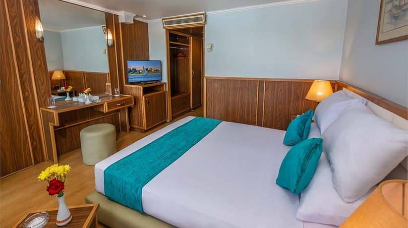 Solaris I Nile cruise