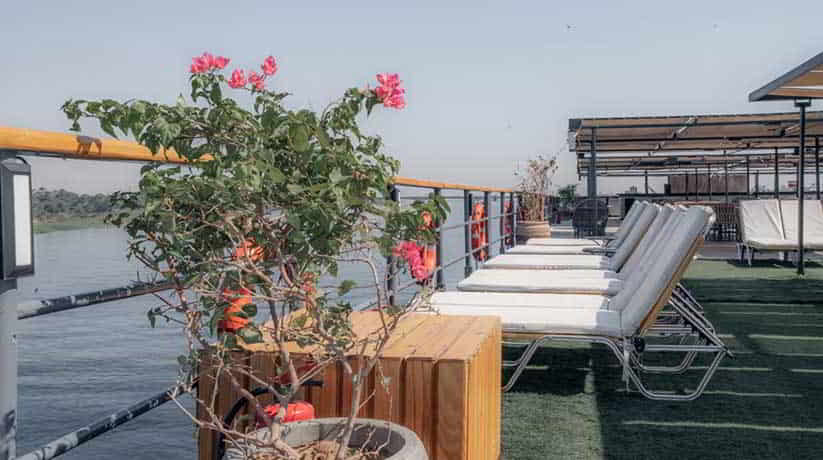 Lady Carol Nile cruise
