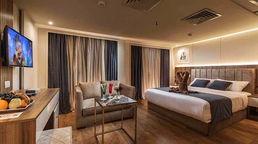 Royal Beau Rivage suite