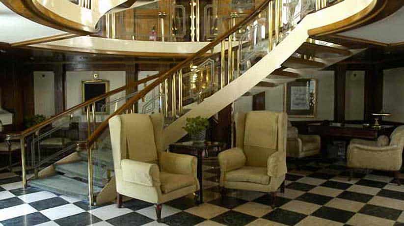 Triton Nile cruise