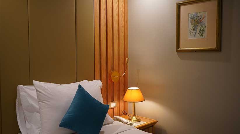 A Sara cruise single cabin